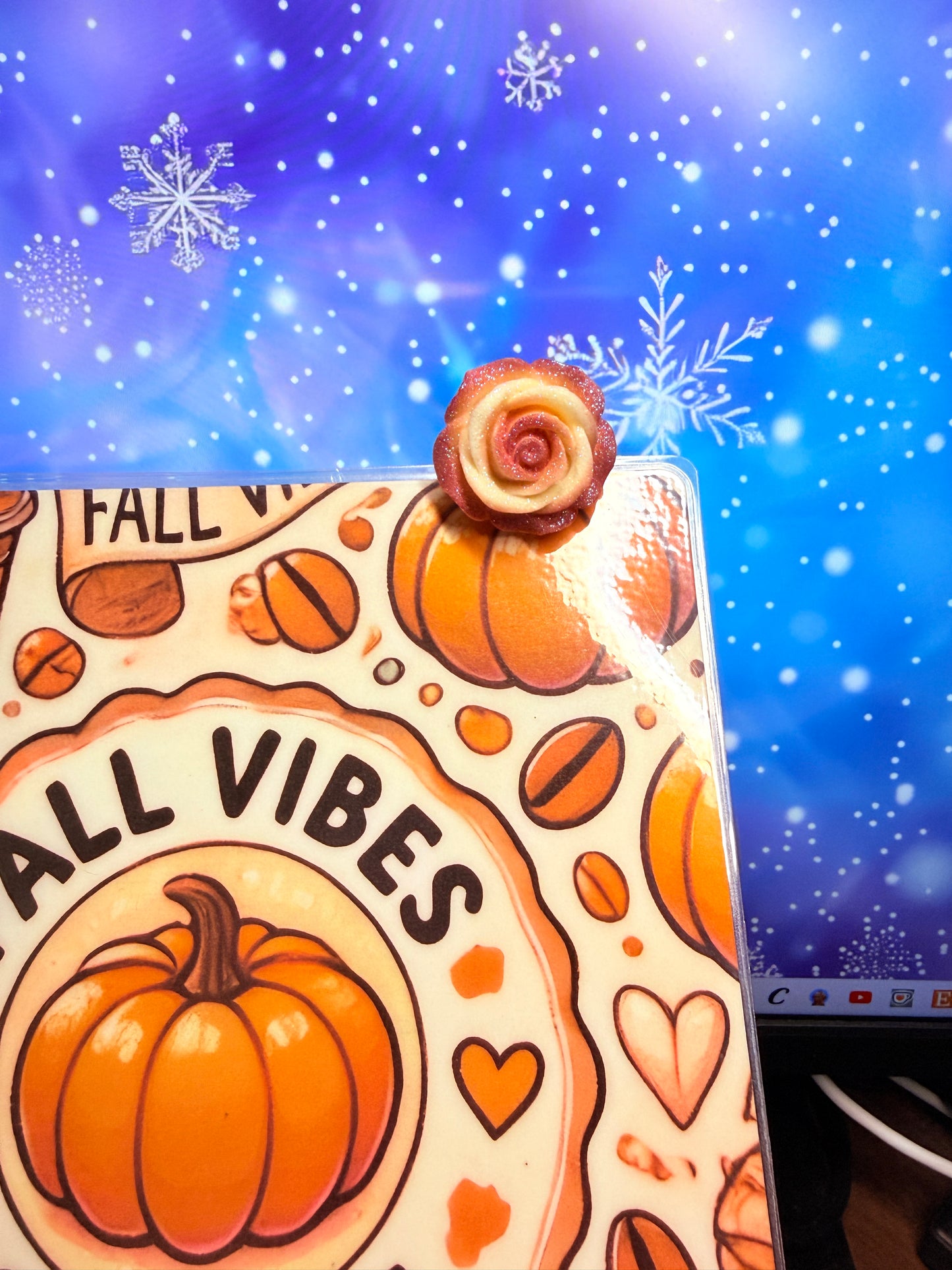 Mauve and Cream Flower Journaling Clip