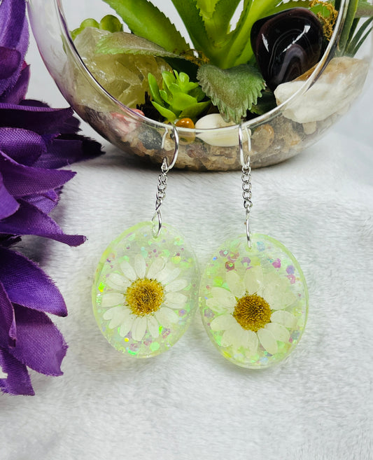 White Daisy Dangle Earrings