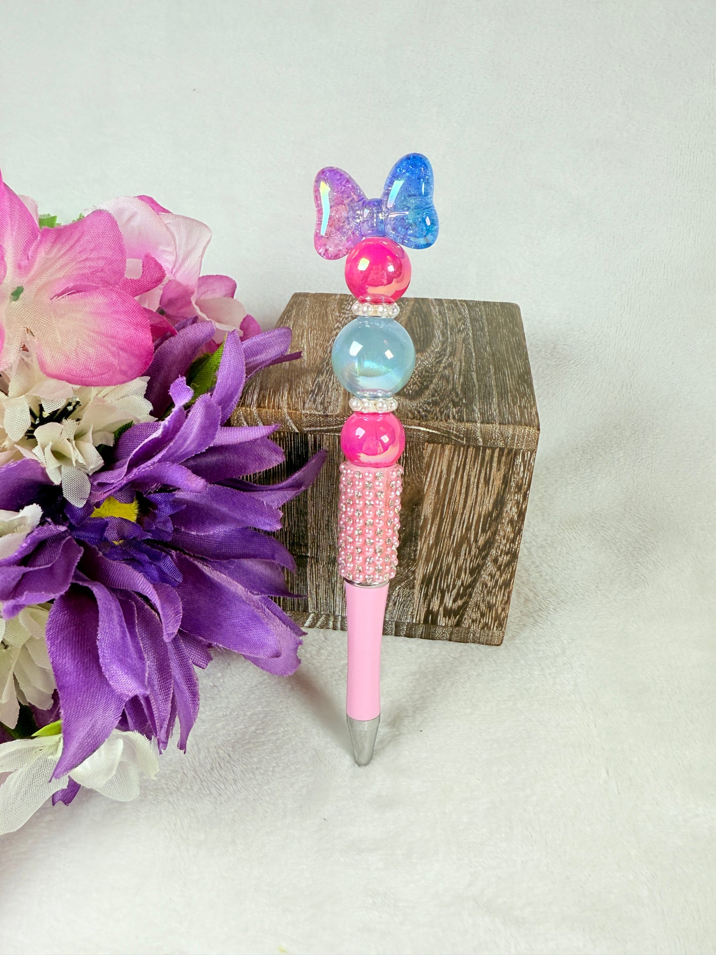 Pretty Pink Bow Pen